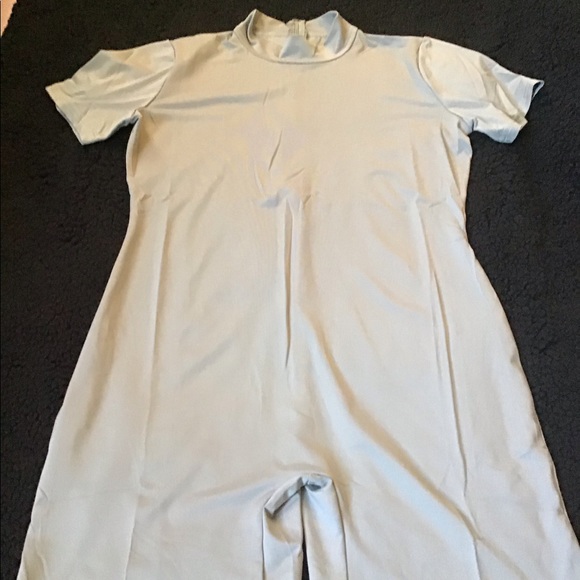 Body Con - Picture 4 of 5